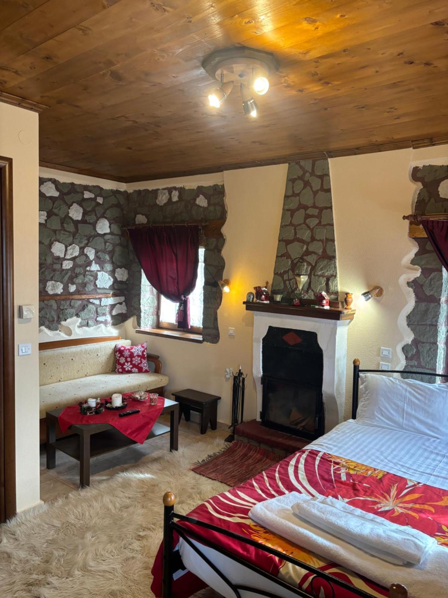 Πέτρινο Όραμα Hotel Kotronion  ภายนอก รูปภาพ